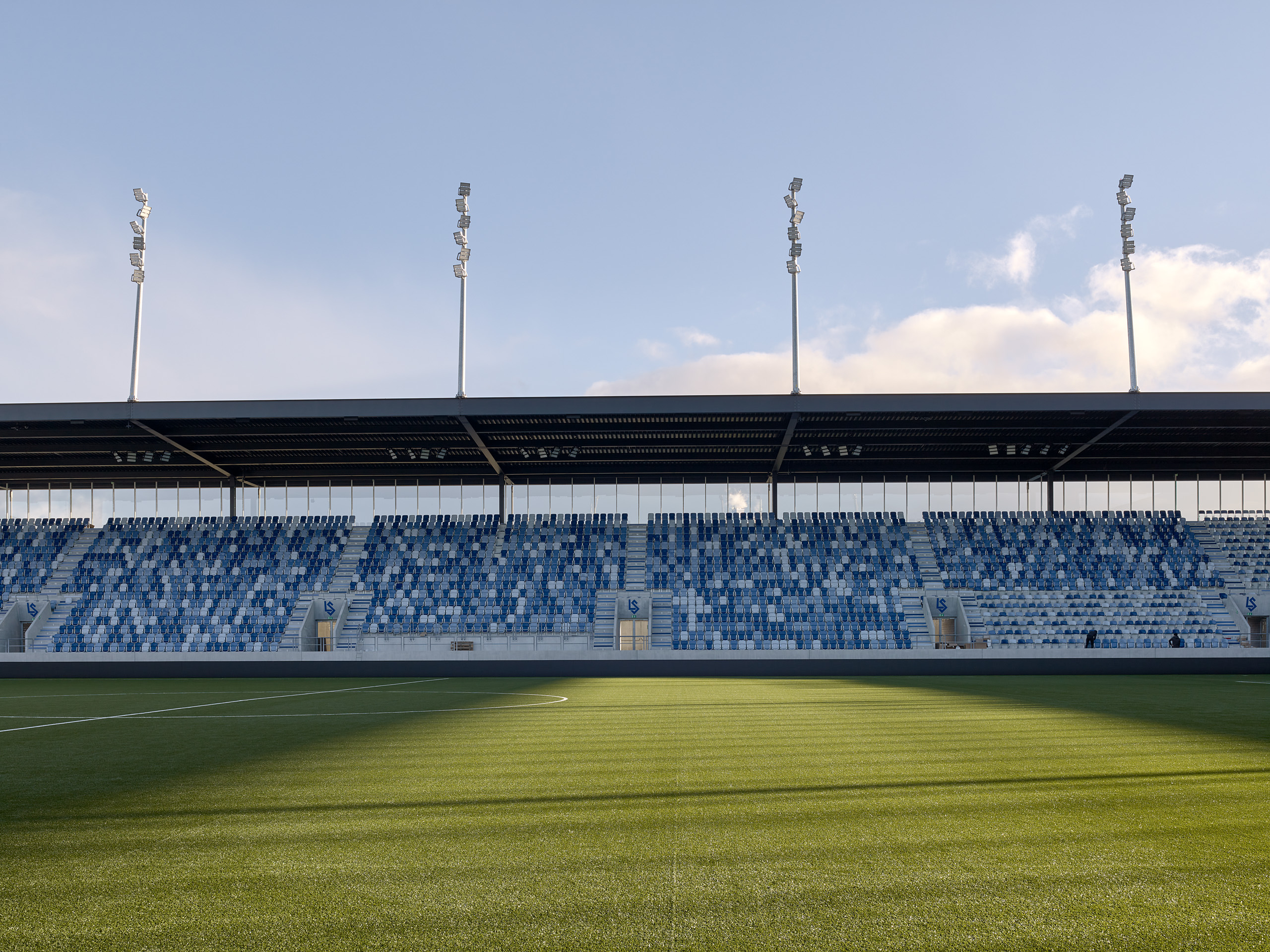 Stade de la Tuilière, Lausanne